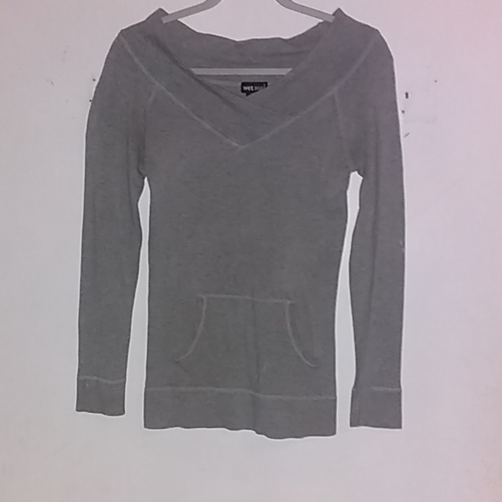 Womens tops